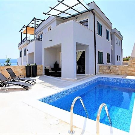 Apartment Bol A6 With Pool From 45 Eur Per Person 외부 사진